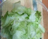 Foto del paso 1 de la receta: Ensalada de fresa y manzana