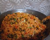 शेजवान फ्राईड राईस (schezwan Fried Rice recipe in marathi) रेसिपी स्टेप 10 फोटो 