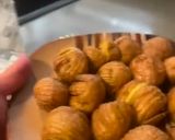 A picture of step 3 of Spiral Sliced Truffle Potatoes (side dish) or appetizer.