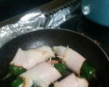 Foto del paso 4 de la receta: Chiles rellenos envueltos en tocino