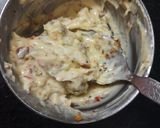 आटा गार्लिक ब्रेड (विदाउट यीस्ट और अवन)(atta garlic bread without yeast and oven recipe in hindi) रेसिपी चरण 3 फोटो