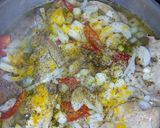 Foto del paso 4 de la receta: Pollo condimentado con papas