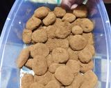 A picture of step 6 of Unique Condensed Chocolate Truffles.