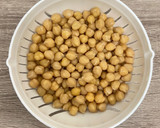 Foto del paso 1 de la receta: Garbanzos con tomate Sabor Cookpad