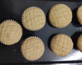 A picture of step 7 of Pineapple jam cookies.