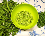 Foto del paso 1 de la receta: Faves a la catalana amb pèsols 🫛