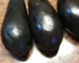 Foto del paso 1 de la receta: Berenjenas rellenas en salsa de tomate