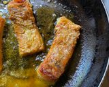 A picture of step 3 of Koldil Aru Maas Pitika / Mashed Fish with Mashed Banana Flower in Assamese Style.