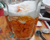Foto del paso 2 de la receta: Bizcocho integral de calabaza y zanahoria con toque de cacao