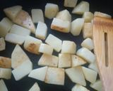 Foto del paso 4 de la receta: Guiso de acelga y papas doradas