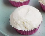 A picture of step 5 of Whipped Cream Frosting.