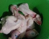 Foto langkah ke 1 dari resep Kepala Ayam Goreng.