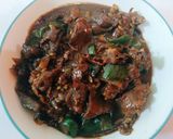 Foto langkah ke 4 dari resep Tumis Daging Cabai Hijau.