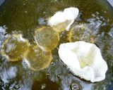 A picture of step 3 of Prawn crackers.
