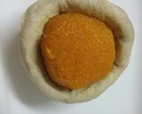 A picture of step 4 of Laddoo paratha.