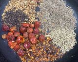 A picture of step 1 of Bake and steam roast Spice.