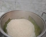Foto langkah ke 3 dari resep Lemper Ayam Gurih Pulen Wangi 🤤💚🍙.