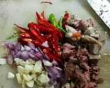Foto langkah ke 1 dari resep Cah Kangkung Siram Iga.