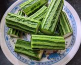 स्टफ्ड दोडका (stuffed dodaka recipe in marathi) रेसिपी स्टेप 1 फोटो 