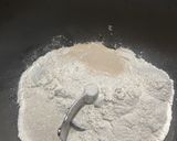 Foto langkah ke 1 dari resep Roti Tawar Susu / Super Soft Condensed Milk Bread [EGGLESS].