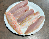 Foto del paso 1 de la receta: Brochetas de salmonetes y verduritas