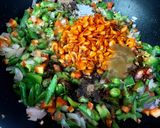 A picture of step 2 of Indo Chinese Shrimp Fried Rice.