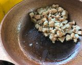 รูปขั้นตอนการทำที่ 3 ของ หมูสามชั้นคั่วพริก-เกลือ เจ