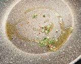 Foto del passaggio 2 della ricetta Orecchiette con la borragine