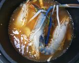 รูปขั้นตอนการทำที่ 1 ของ ต้มยำกุ้งแม่น้ำ