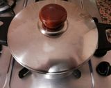 Foto del paso 2 de la receta Arroz con lentejas amarillas, malvas y alcachofas