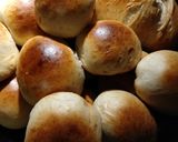 Foto del paso 3 de la receta: Pancitos de leche con un toque dulzón