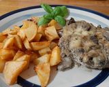 Gombás ragu alatt sült sajtos hús recept fázis 3 fotója