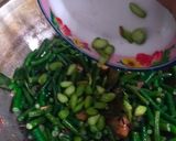 Foto langkah ke 5 dari resep Kangkung Kacang panjang Kuah Santan.