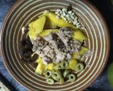 Foto del paso 3 de la receta Ensaladita de mango con atún, piñones, pasas