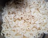 Foto langkah ke 3 dari resep Mie nyemek pedas.