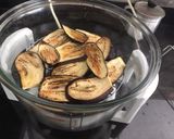Foto del paso 1 de la receta: Espaguetis vegetarianos con berenjenas