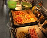 Foto del paso 8 de la receta: Pizzettas y demases de lunes nublao
