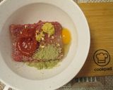 Sztroganoff ihlette húspogácsák 🍖🍄 fehérboros mártásban 🍷✨ recept fázis 2 fotója