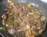 Foto del paso 4 de la receta: Asadura de cordero encebollada