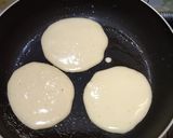 Foto langkah ke 4 dari resep Pancake Teflon simple takaran sendok.