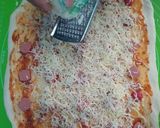 Foto langkah ke 4 dari resep Pizza Roll.