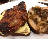 Foto del paso 3 de la receta: Sándwich de bondiola con barbacoa y miel y cebolla caramelizada