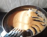 A picture of step 4 of Egg Halwa.