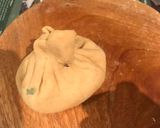 A picture of step 6 of Aloo ka paratha.