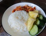 Foto langkah ke 10 dari resep 63. Sambal Ayam Suwir dengan Daun Jeruk.
