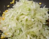 Foto langkah ke 4 dari resep Tumis labu jagung.
