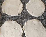 A picture of step 3 of Samosa galette.