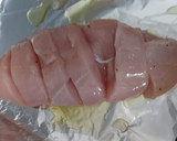 Foto del paso 1 de la receta: ~ Pechuga al horno rellena de espinacas con nata ~