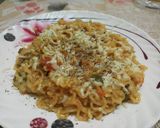 A picture of step 7 of Cheese capsicum maggi noodles.