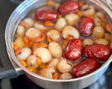 A picture of step 3 of 🌱 Longan and Red Date Sweet Soup with Salted Cherry Blossoms.